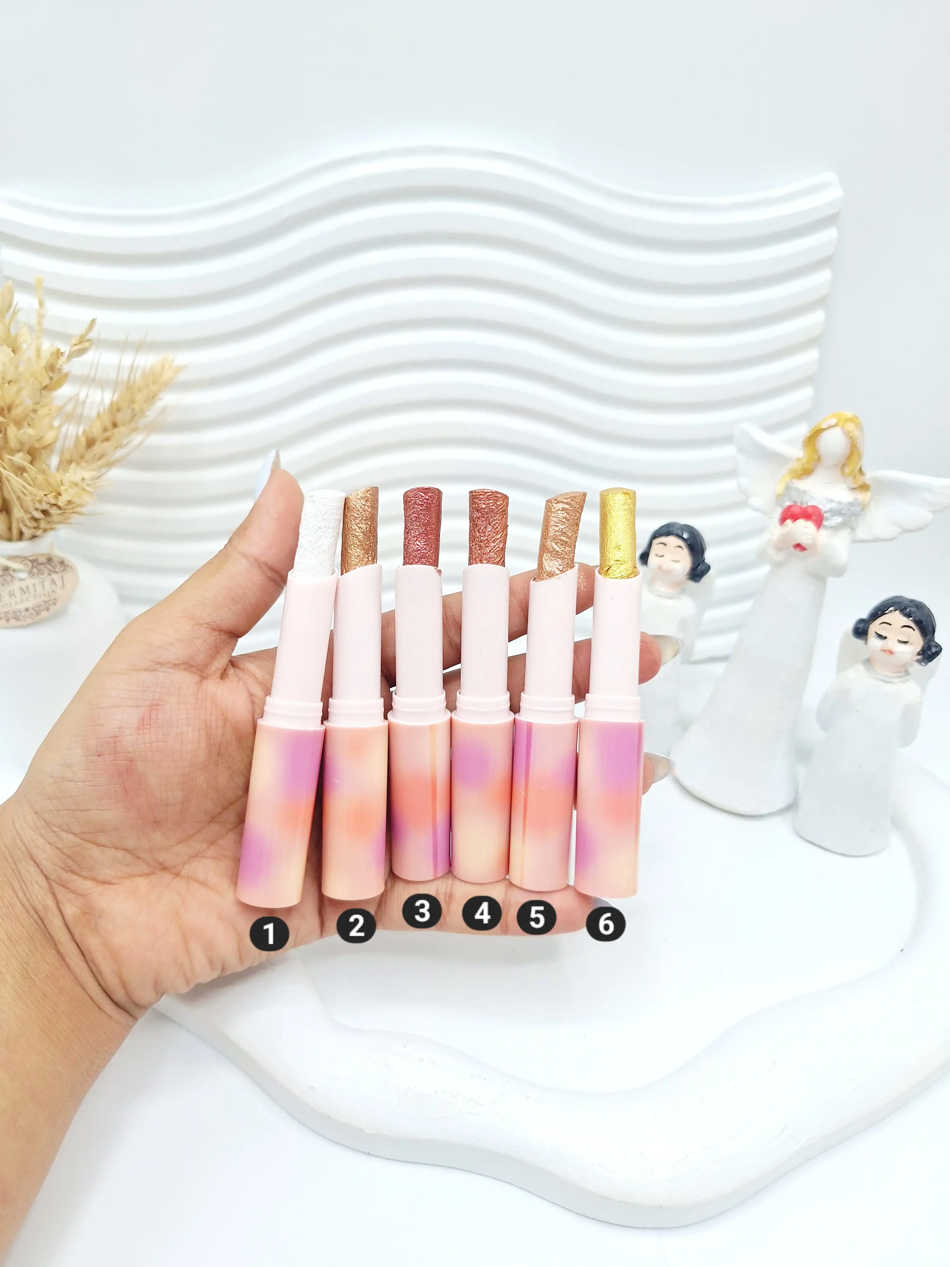 سایه چشم استیکی اکلیلی فاور بیوتی FAVORBEAUTY مدل Glitter کد H2294
