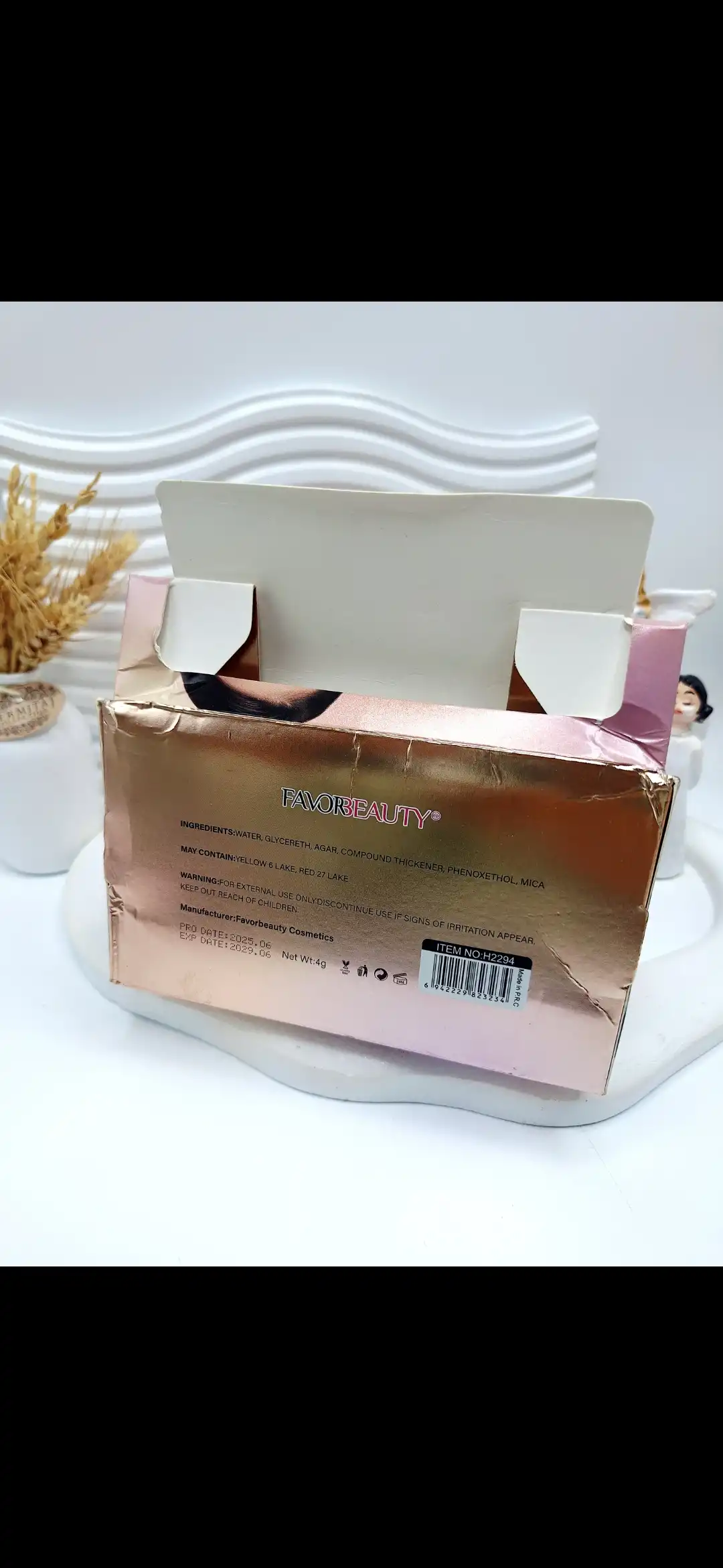 سایه چشم استیکی اکلیلی فاور بیوتی FAVORBEAUTY مدل Glitter کد H2294